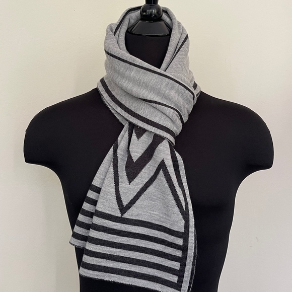 New Louis Vuitton Scarf Dark Gray KARAKOAM Cashmere Stole Wrap - Picture 5 of 7